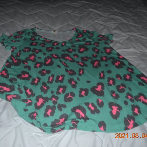 Sew In Love Top - Picture 1 of 5